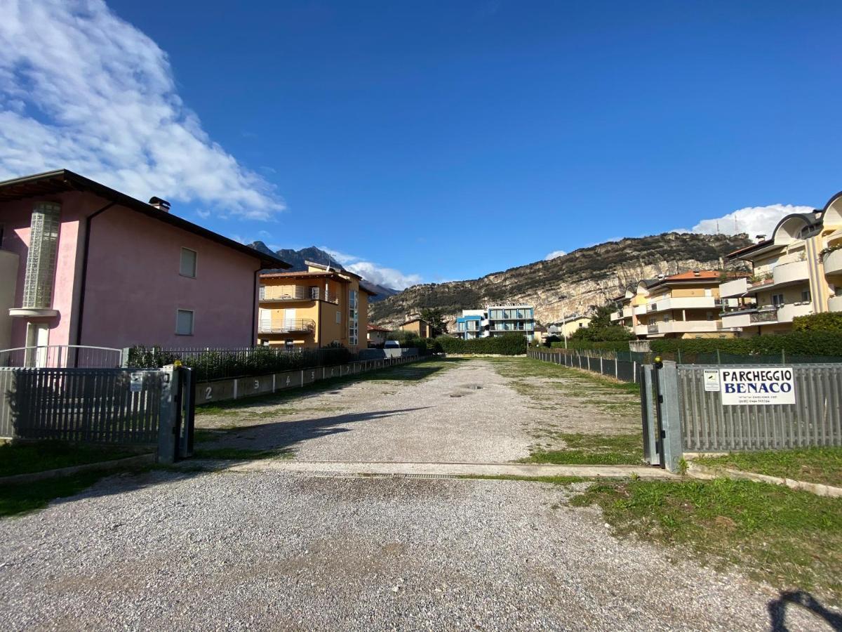 Hotel Benaco Torbole Sul Garda Exterior photo